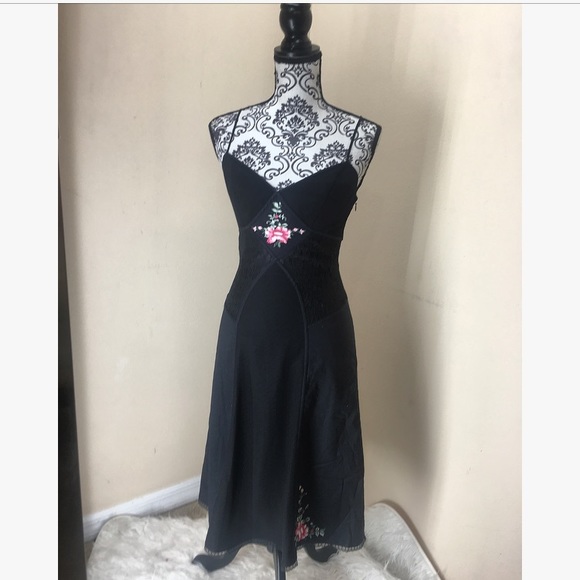 Betsey Johnson Dresses & Skirts - Vintage betsey Johnson floral embroidered dress